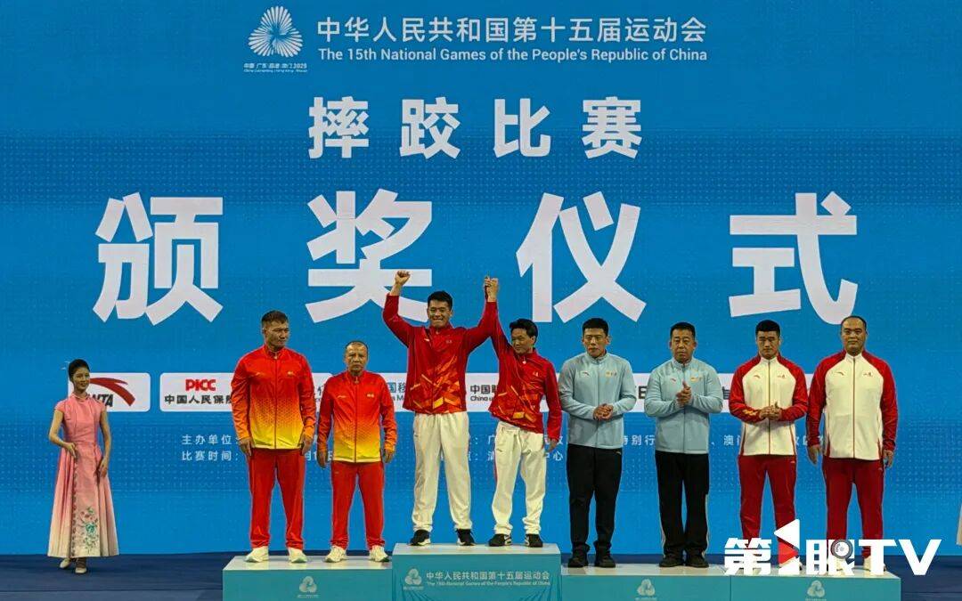 才华横溢！选手闪耀赛场夺金