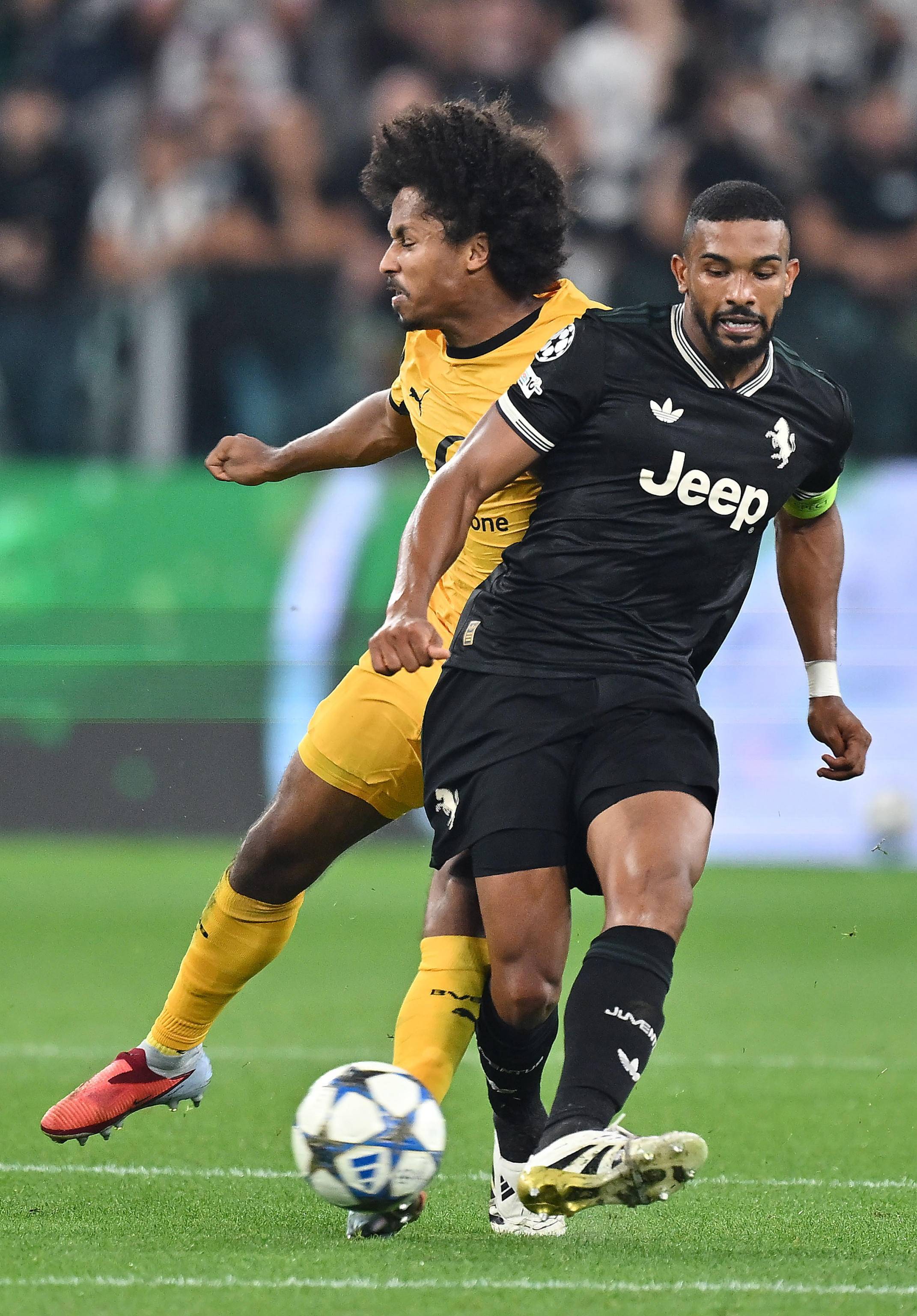 尤文图斯逆转多特蒙德，晋级欧冠八强