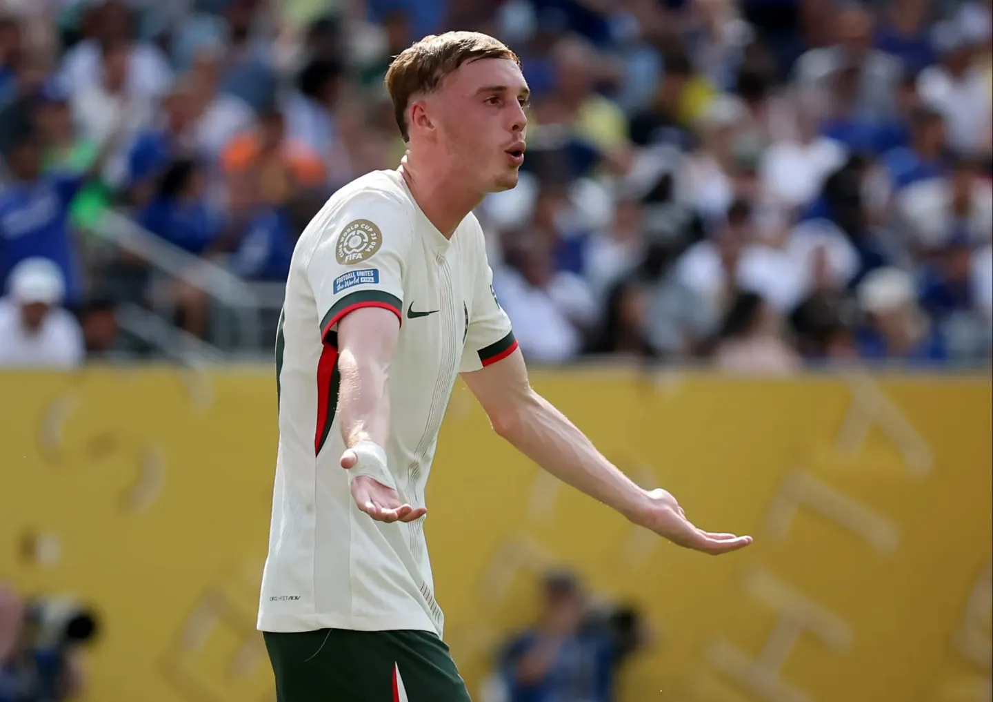 切尔西客场逆转，实力取胜对手