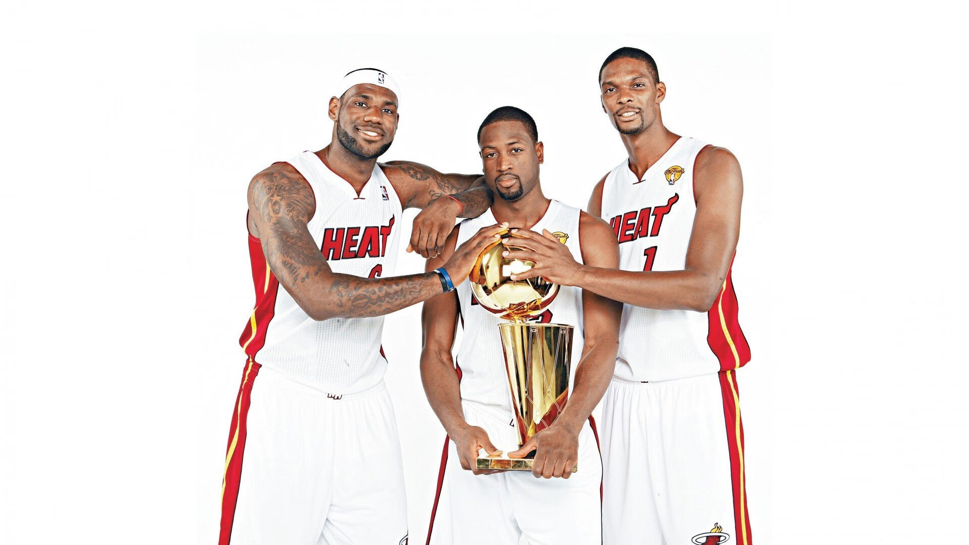 奥运前哨战，拉文关键接管助广东力克76人，展现唯一性对决魅力