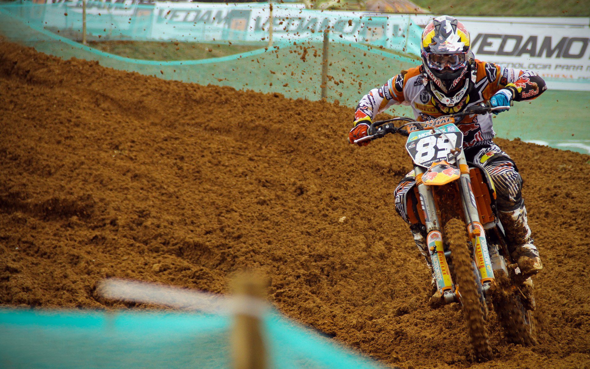 当不可能被撕碎，保罗之夜与防线的永恒叹息